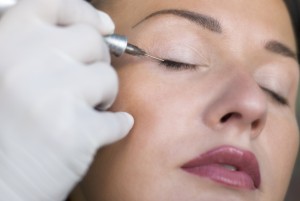 permanent-makeup-eyeliner-1