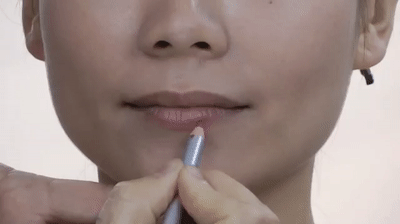 Enhancing_lLp_Liner_Lower_lip_MakeupGourmet_com